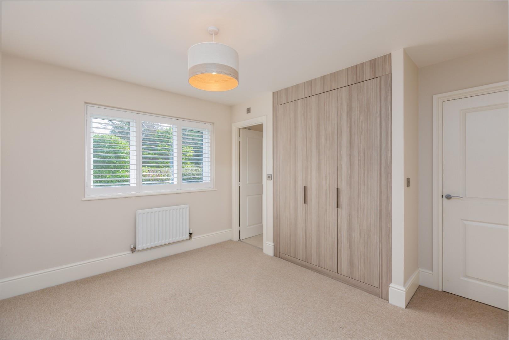 White Knight Gardens, Bishopston, Swansea, SA3 3DR
